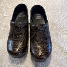 Dansko Professional Clog EU 39 US 9 Tooled Leather Classic Comfy Support Nurses
