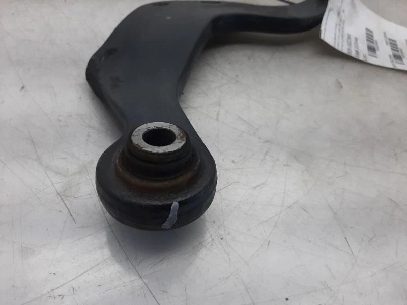 Passenger Upper Control Arm Rear VIN J 11th Digit 07-17 GMC ACADIA 23347603 - Image 2 of 4