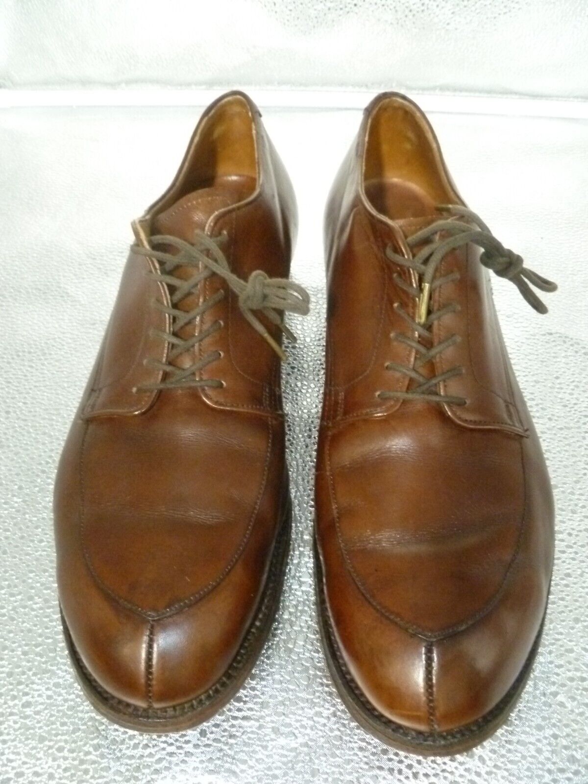 Alden 549 Brown Calfskin V-Tip Blucher