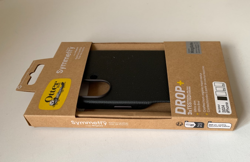 OtterBox Symmetry MagSafe Cactus Leather Apple iPhone 16 Case Black, DROP+ - Picture 3 of 8