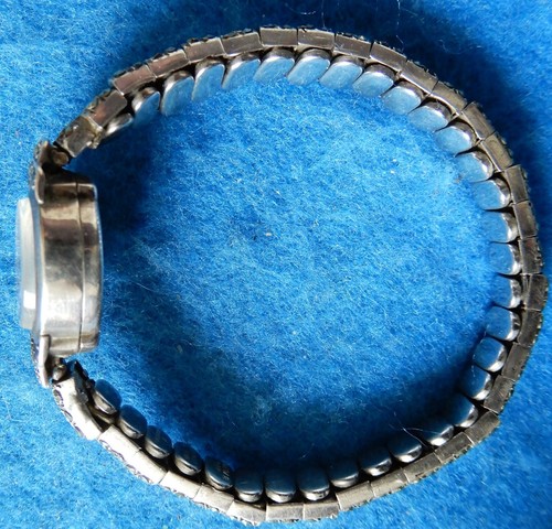 Woman's antique silver marcasite cocktail watch - Picture 7 of 14