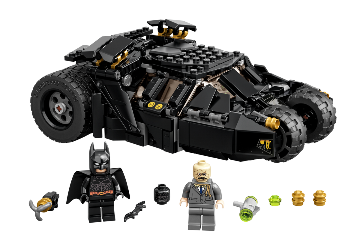 LEGO DC Batman Batmobile Tumbler Scarecrow Showdown 76239