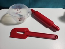 Tupperware Kids Basic Baking Set Rolling Pin, Spatula And Measuring Cup