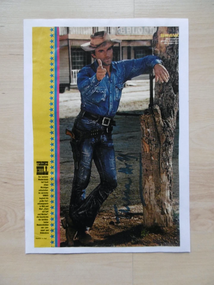 Terence Hill Autogramm signed A4 Magazinbild  - Bild 1 von 1