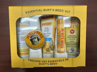 Burt's Bees Essential 5pc Travel Size Kit