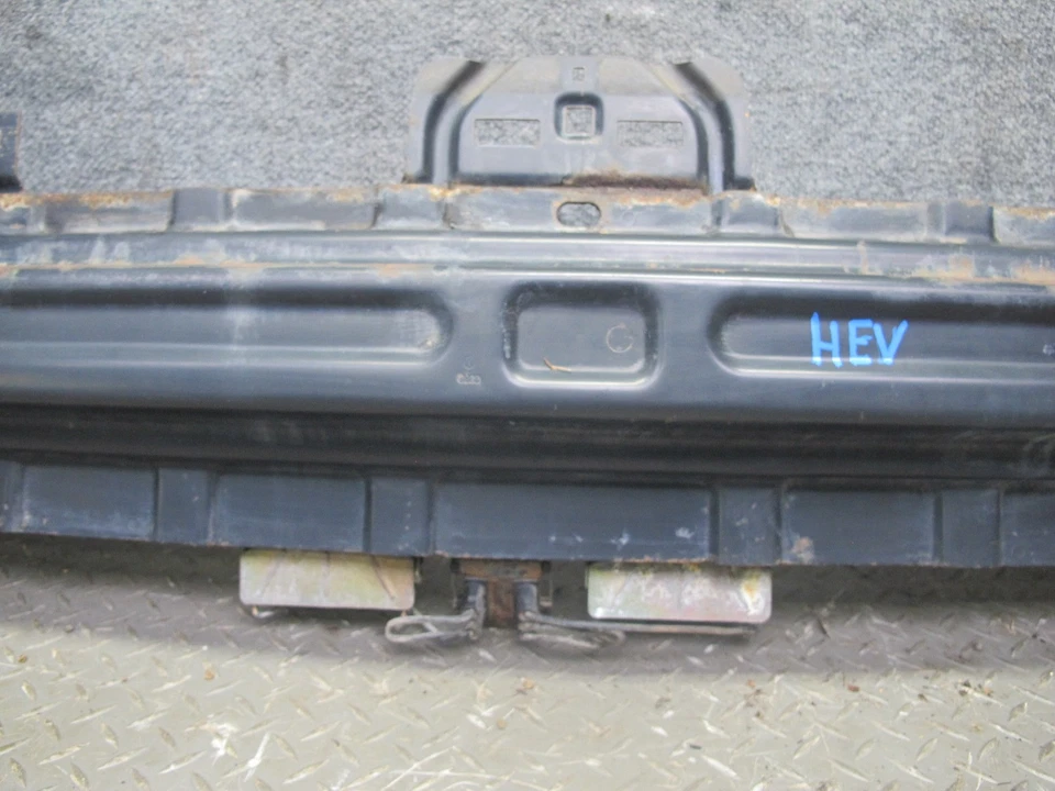 97-03 VW EUROVAN T4 BARRA DE REFORÇO DE IMPACTO PARA-CHOQUE DIANTEIRO FABRICANTE DE EQUIPAMENTO ORIGINAL - Imagem 4 de 4