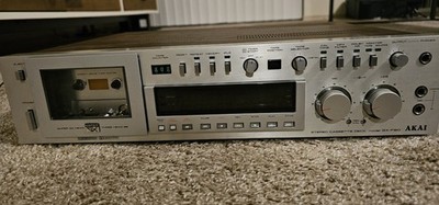 Akai GX-F90 Stereo Cassette Deck - *For Repair/Parts*