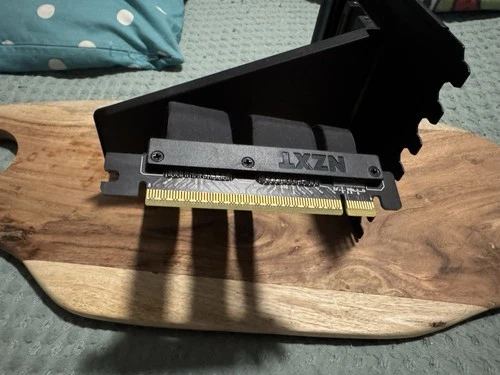 NZXT Vertical GPU Mounting Kit AB-RH175-B1-175mm PCIe 4.0x16 Riser Cable Black