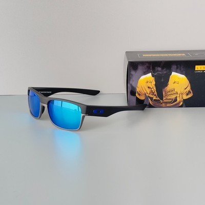 Oakley TwoFace OO9189 Matte Black Fame Blue Polarized Sunglasses
