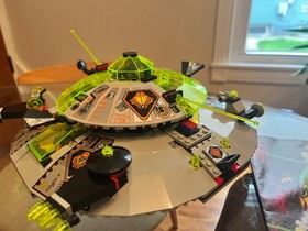 LEGO Space: Alien Avenger (6975) w/ Manual