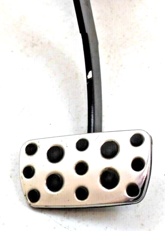  Pedal de freno Subaru Forester XT 2004-08 transmisión automática OEM  Foto 4 de 4