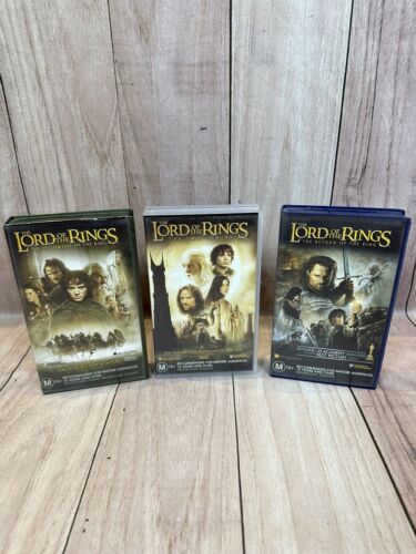 The Lord of the Rings Trilogy - 1 2 & 3 - VHS Video Tape PAL Free Post - Picture 1 of 13