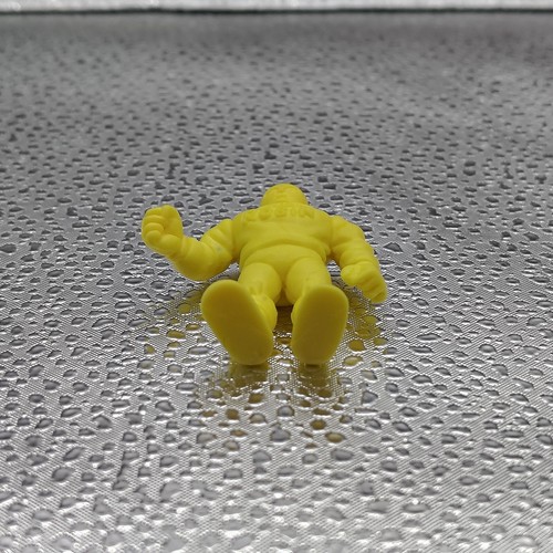 M.U.S.C.L.E Figure Kinnikuman #150 Robin Mask B Yellow Kinkeshi 1980s - Picture 4 of 4
