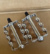 Lowrider Bike Flat Twisted Pedals for 1/2" Bicycle Crank in Chrome