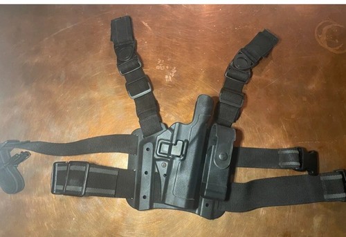 Blackhawk Glock 17 19 22 SERPA tactical leg / thigh rig holster - black, Level 2 - 第 1/1 張圖片