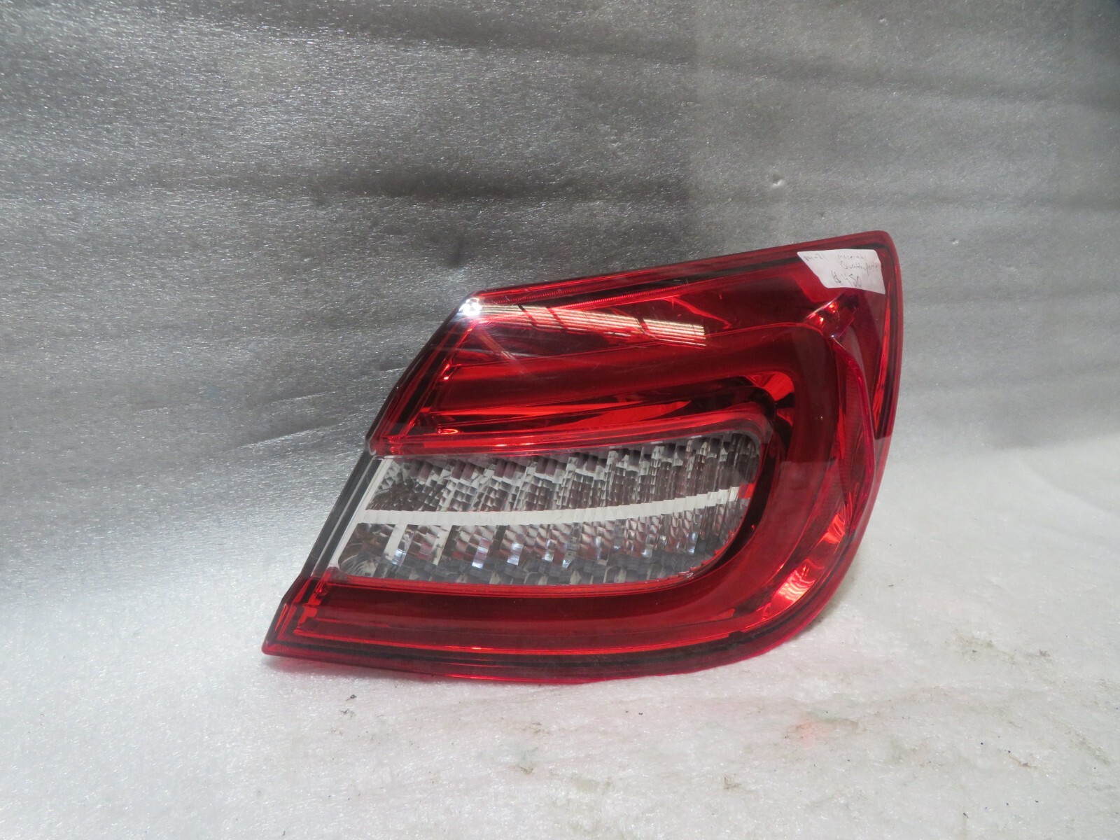 MASERATI QUATTROPORTE RIGHT SIDE OUTER TAILLIGHT LIGHT LAMP OEM 2014-2021  RC90