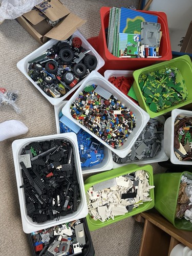 HUGE LEGO Bundle Incl 2 Star Wars Figures - Pieces Of All Colours And Random Fig - Picture 5 of 7