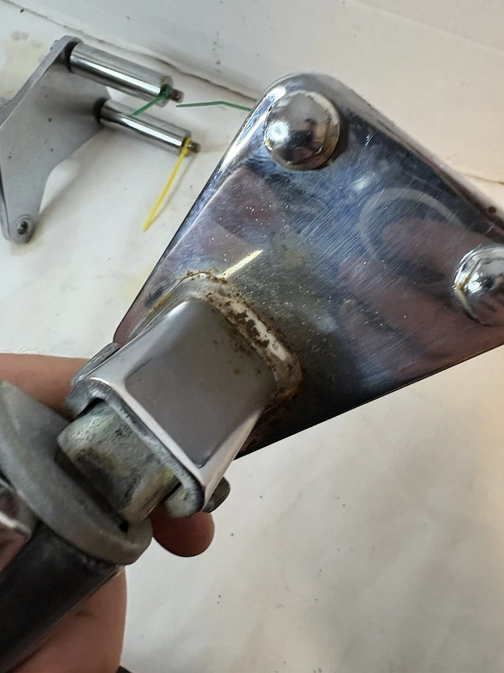 Honda Fury VT1300 2010-2016 OEM estriberas cromadas izquierda y derecha del conductor ver D HF1 Foto 4 de 4