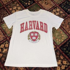Harvard University Retro T-shirt Coat of Arms Size Small Preppy