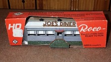 HO Joes Diner in Original Box by Roco