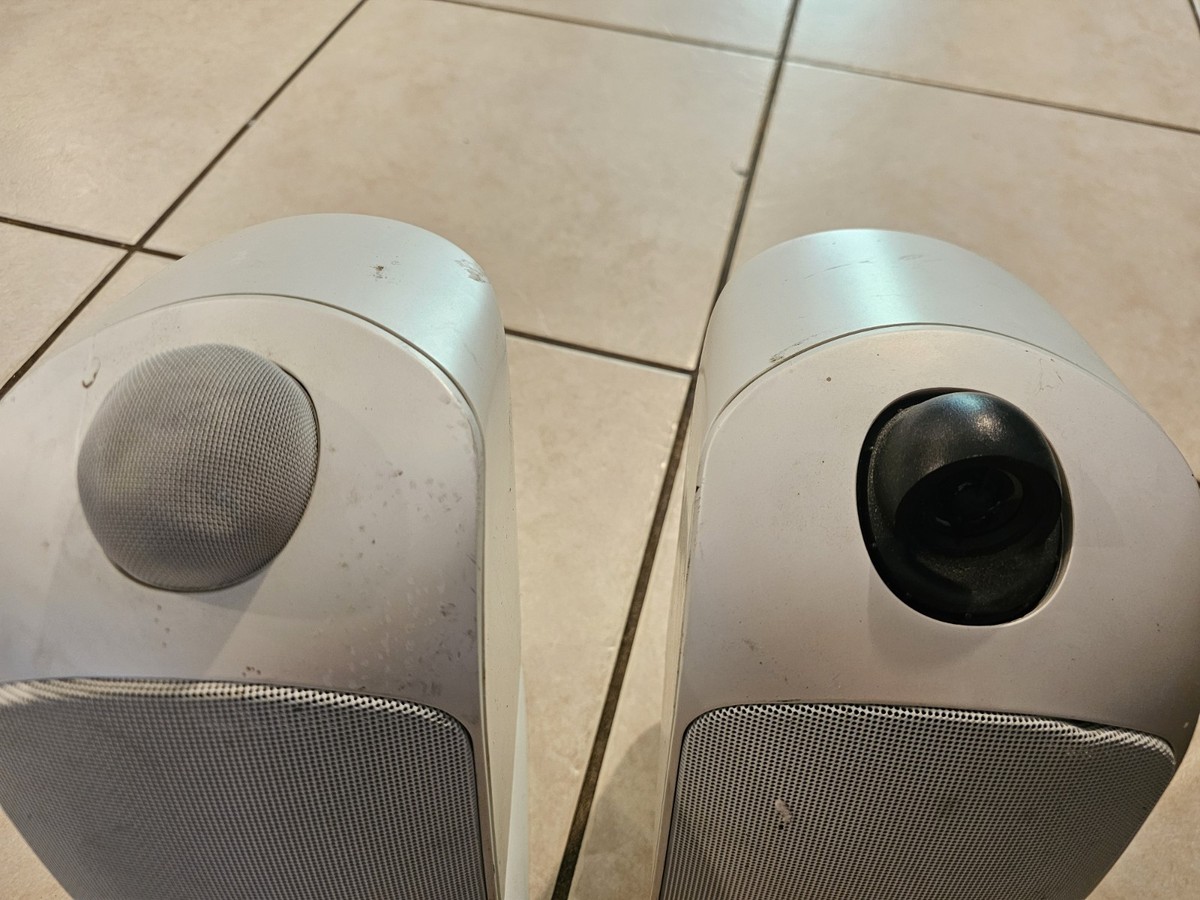 B&W Bowers & Wilkins LM1 Bookshelf Monitor Speaker Pair Tested