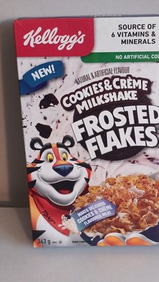 Kellogg's Frosted Flakes Cookies & Crème Milkshake Cereal Flakes 343g