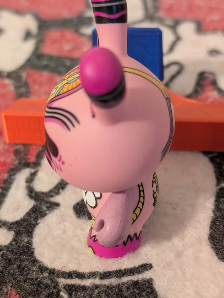 Kidrobot 3" Dunny Series 5 - JK5 NYC "ANGEL" Vinyl Figure W10 - Изображение 2 из 4