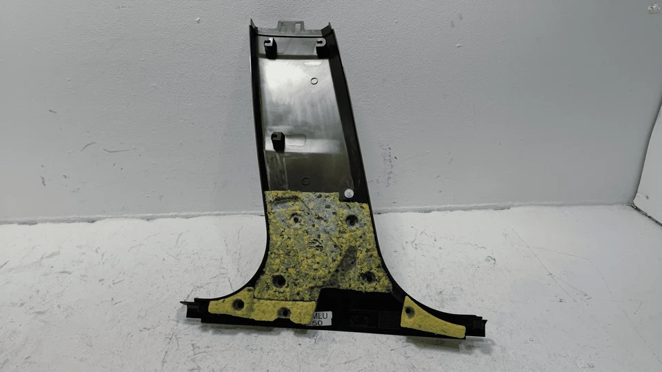 CUBIERTA DE MOLDURA DE COLUMNA DE PILAR B LADO PASAJERO INFERIOR NEGRA 11-16 BMW 535I XDRIVE OEM Foto 2 de 4