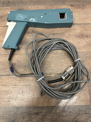 TEKTRONIX A6304XL CURRENT PROBE, 500A AC/DC, 2MHz won t degauss