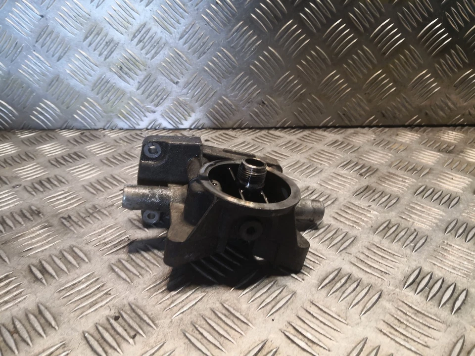 SMART FORFOUR 454 Oil Filter Housing 6391800310 1.5 Diesel - Image 2 of 4