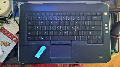 Dell Latitude E5420 14'' i7 2nd Gen 2.70GHz 8GB 320GB HDD  Wi-Fi