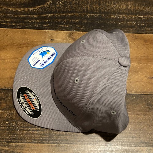 Briggs & Stratton Hat Cap Fitted Mens Small Medium Gray Black Engines NWT - Picture 6 of 10