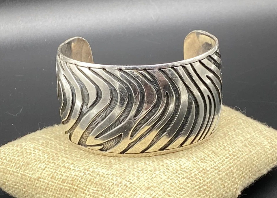 ESCORCIA - Brazalete Brazalete Ancho Plata Esterlina Grueso Animal Rayas - HECHO EN MÉXICO