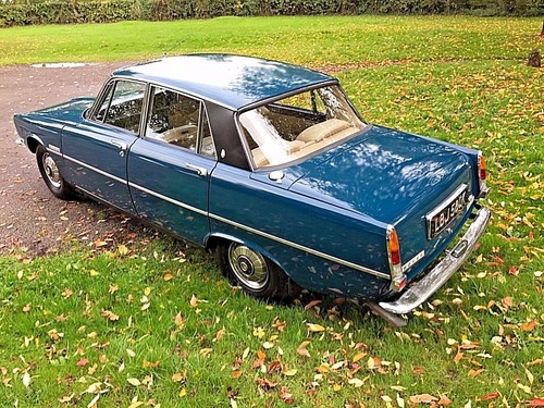 1971 (K) Rover P6 3500 V8 Automatic - 30k Miles - 12 Months MOT - Power Steering - Picture 2 of 12