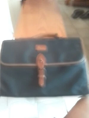 Cartable Lancel vintage en toile noire porté main - Photo 1/4