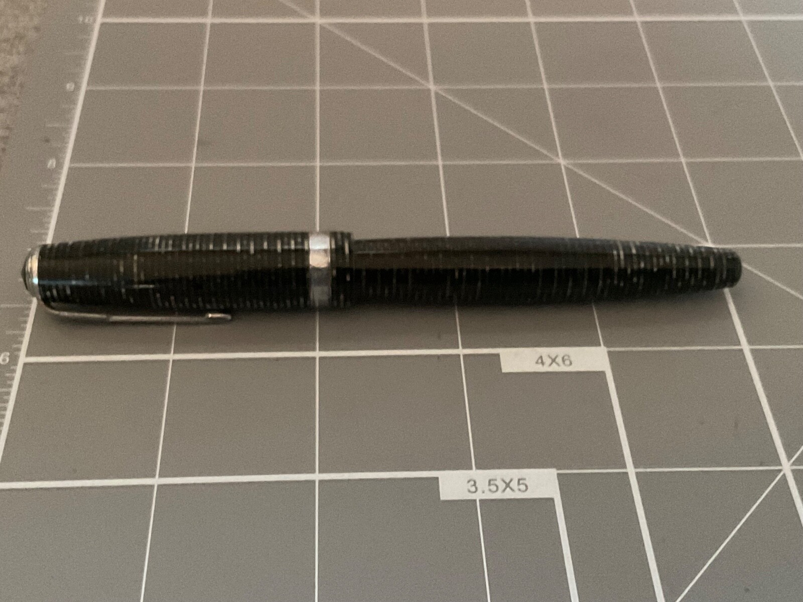 Vintage Parker  JEWEL  Vacumatic Fountain Pen BLACK SILVER  GOLD Nib #38