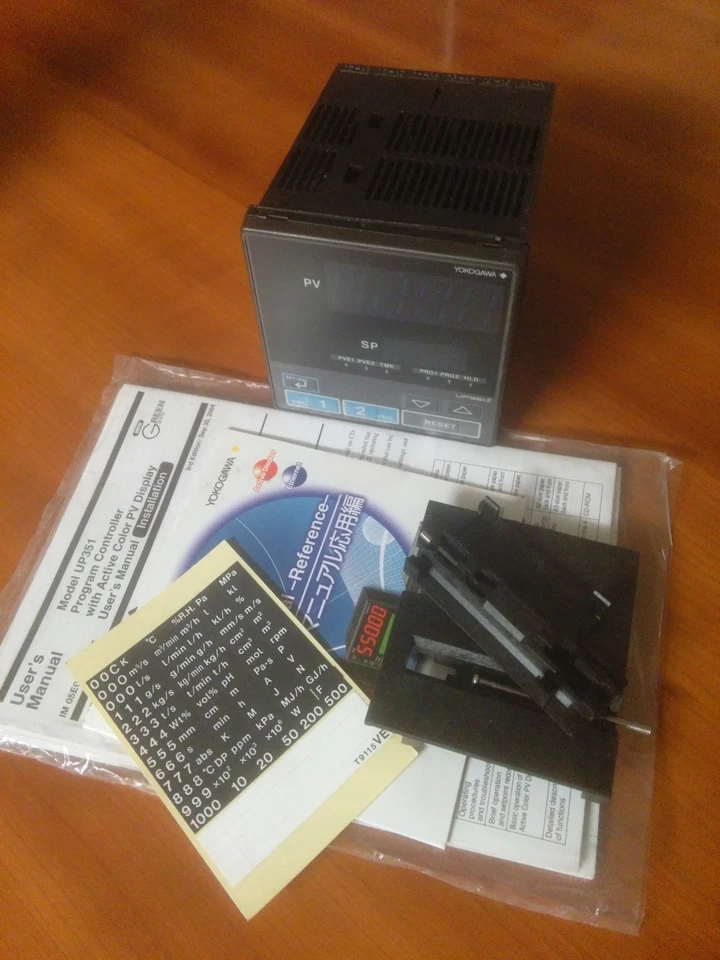 CONTROLADOR DE PROGRAMA YOKOGAWA UP351 ESTILO S2 UP351-00 UP351-01, NUEVO, GARANTÍA Foto 2 de 4