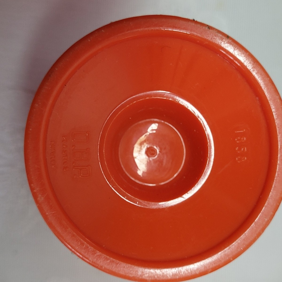 Plateau Vintage Orange Années 70 Avec Coquetiers En Plastique – Fabrication Allemande