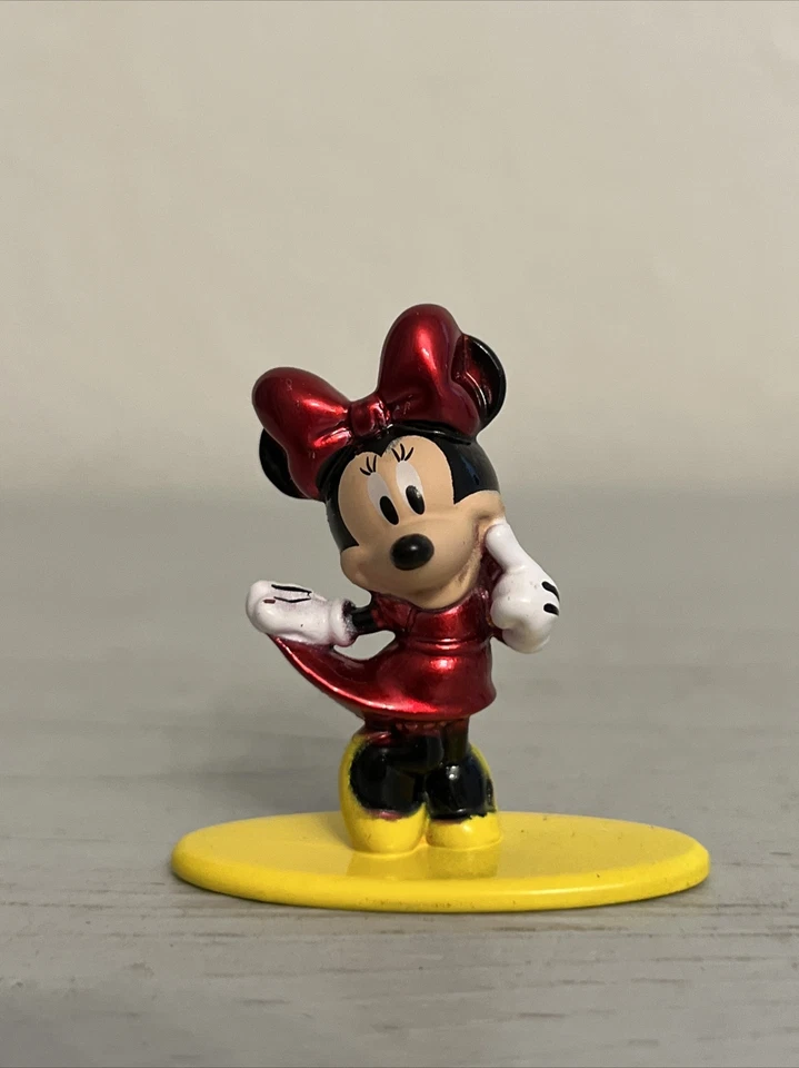 MINNIE MOUSE DISNEY 1.5” ACTION FIGURE DIE-CAST NANO JADA TOY (PRE-OWNED) - Image 3 of 4