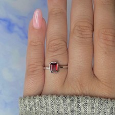 Garnet Ring / 925 Sterling Silver Ring / Healing Gemstone / Gifts for her