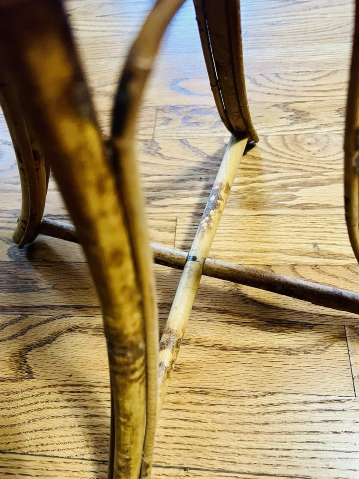 Vintage 1950’s Burnt Bamboo Tortoise Round Plant Stand Side Table - Image 2 of 4