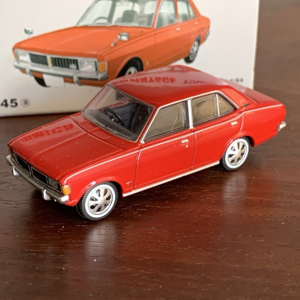 Tomy Tomytec Limited Vintage Tomica 1:64 Scale Red Mitsubishi