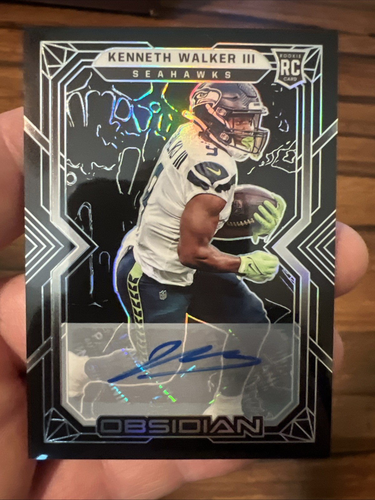 2022 obsidian Kenneth Walker III Auto /199 #108. Super Clean, RB1. Seahawks🔥