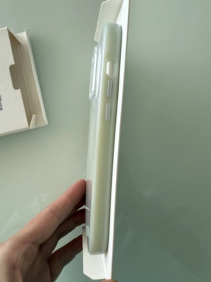 cover iphone 15 pro - Immagine 4 di 4