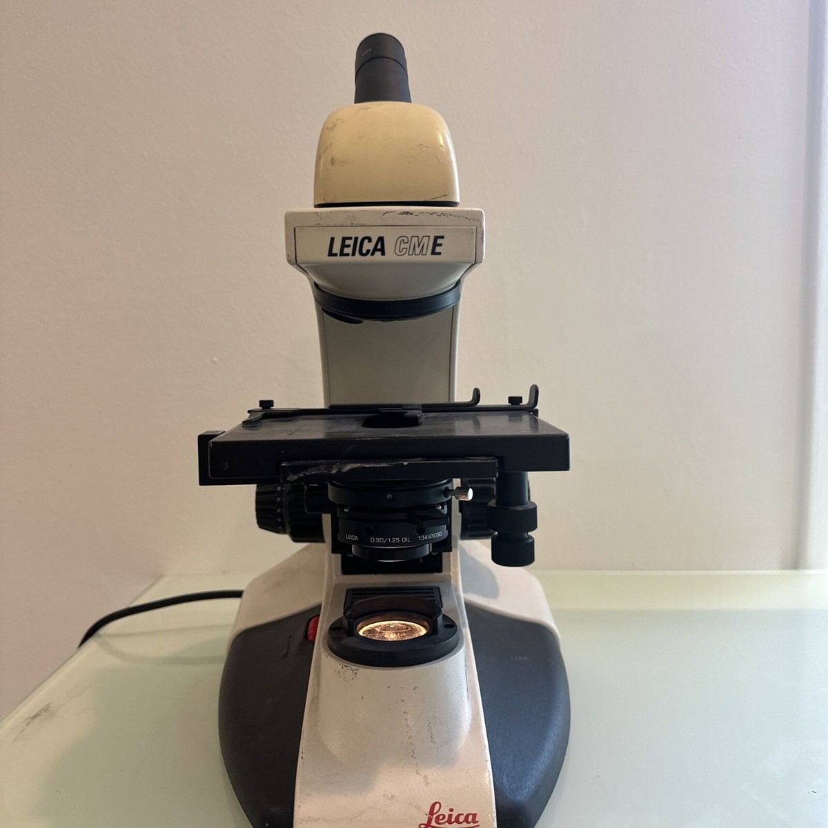 Leica CME 1349521X Binocular Microscope - White | eBay