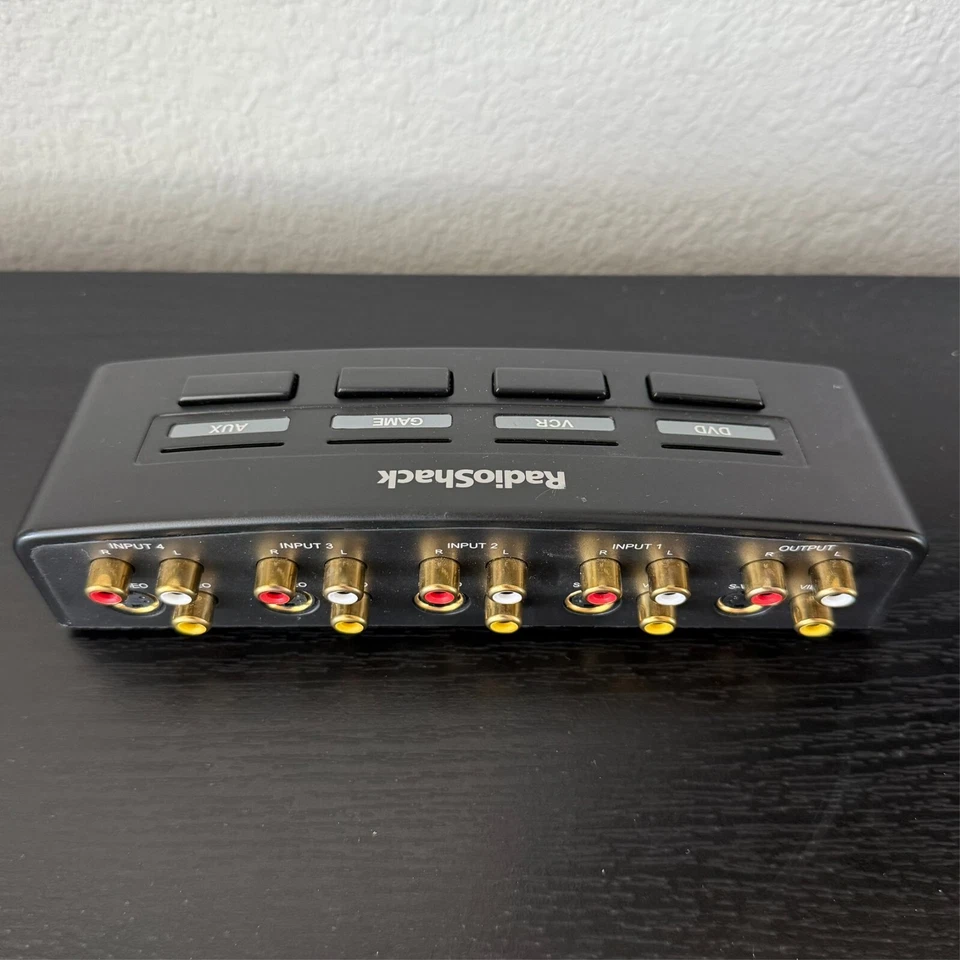 Radio Shack 15-313 4-In/1-Out Composite A/V Selector Switch – S-Video – Tested - Image 2 of 4