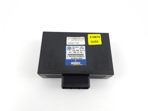 VOLKSWAGEN PHAETON ELECTRIC TAILGATE CONTROL MODULE 3D0909610B / A16673-D255
