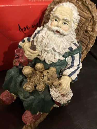 Musical Christmas 6" resin Santa & Mrs Claus Figurine Rocking Chair Original Box - Picture 3 of 9