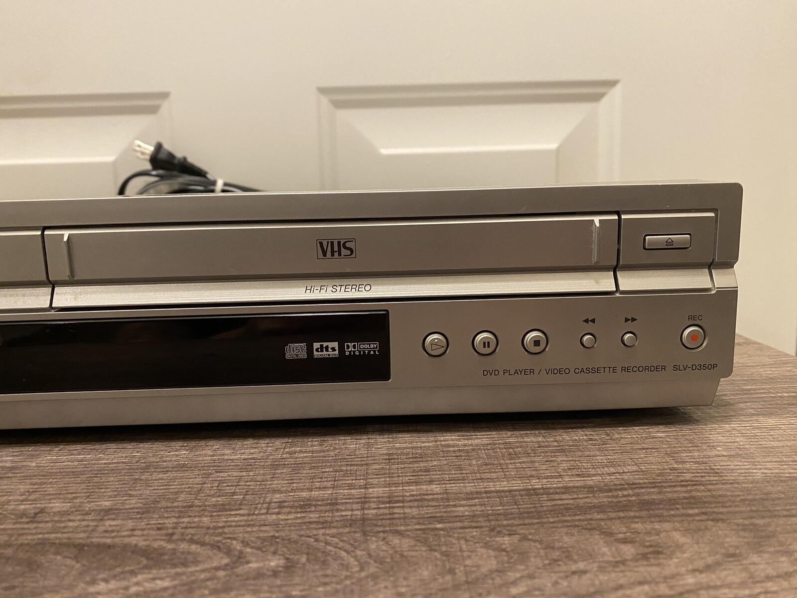 Sony SLVD350P Combo DVD Player VCR Recorder HiFi Stereo Silver w