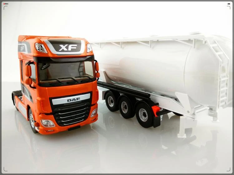 Eligor for DAF XF EURO 6 with oil tank set of 2 1/43 FINISHED MODEL CAR TRUCK - Image 3 of 4